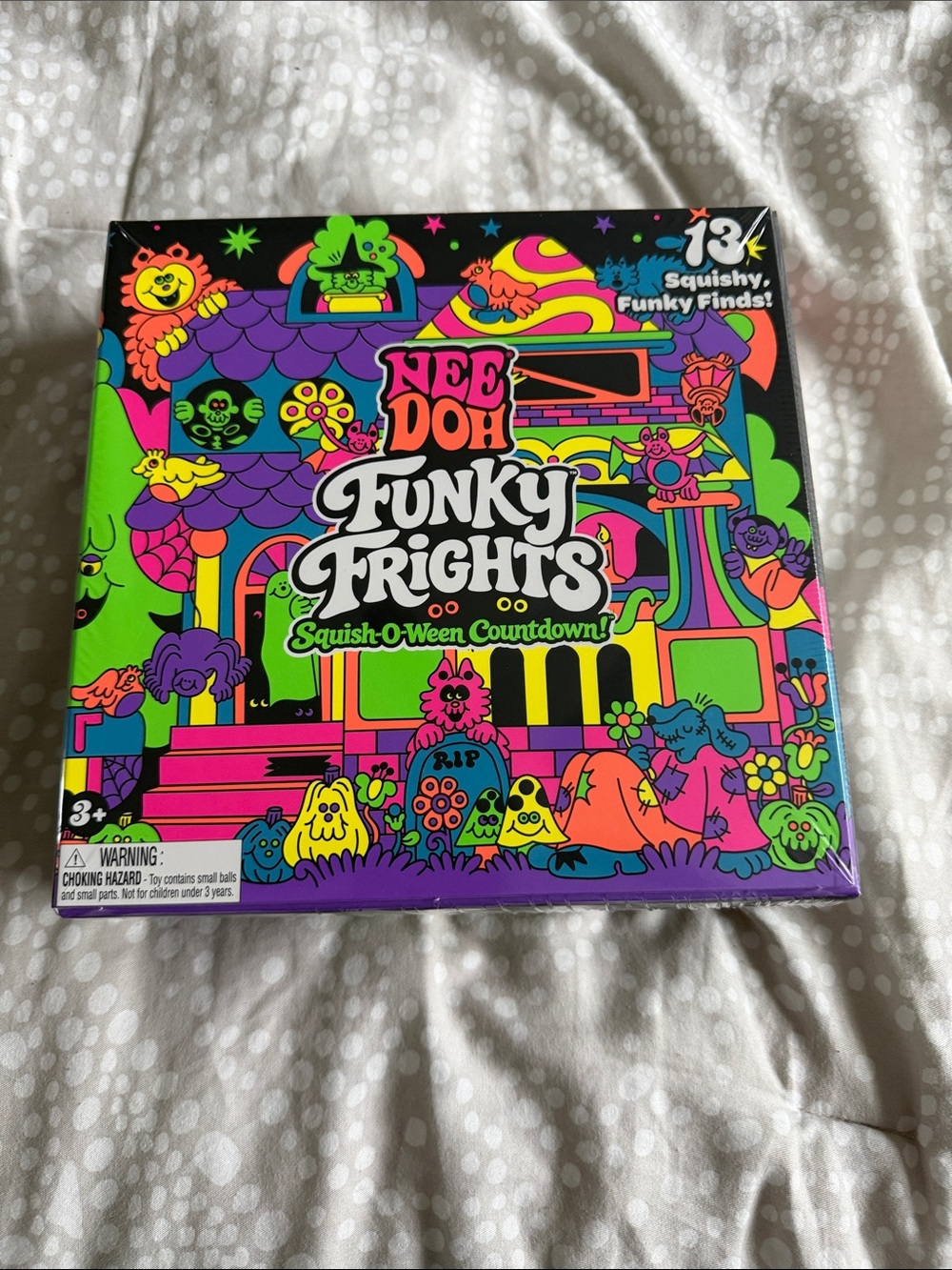 NeeDoh Funky Frights Squish-O-Ween Countdown adventure calendar w/13 squishy NWT